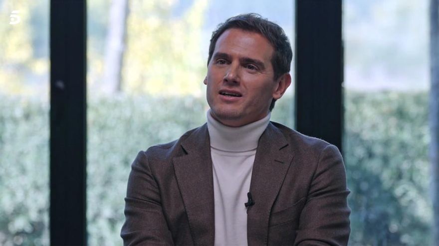Albert Rivera contó en '100% Únicos' cómo conoció a Malú y qué balance hace de su relación con ella