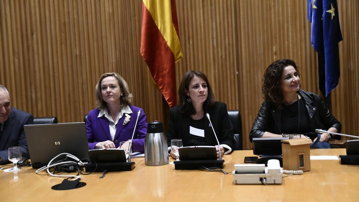 Un nuevo aplazamiento hace imposible aprobar este año la reforma de la Ley de Estabilidad para quitar el veto del Senado