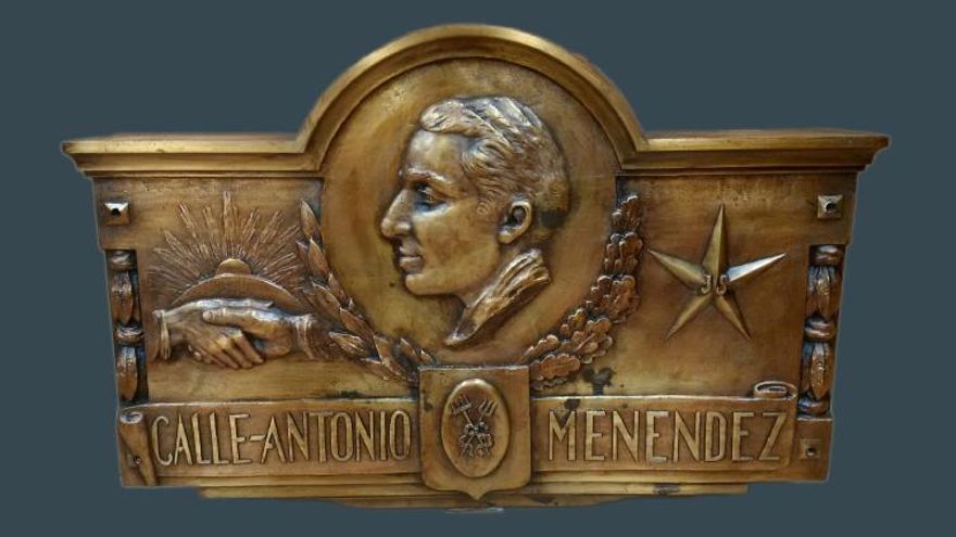 La placa a un vallecano asesinado por Falange que quiere ser colocada 89 años después de su aprobación