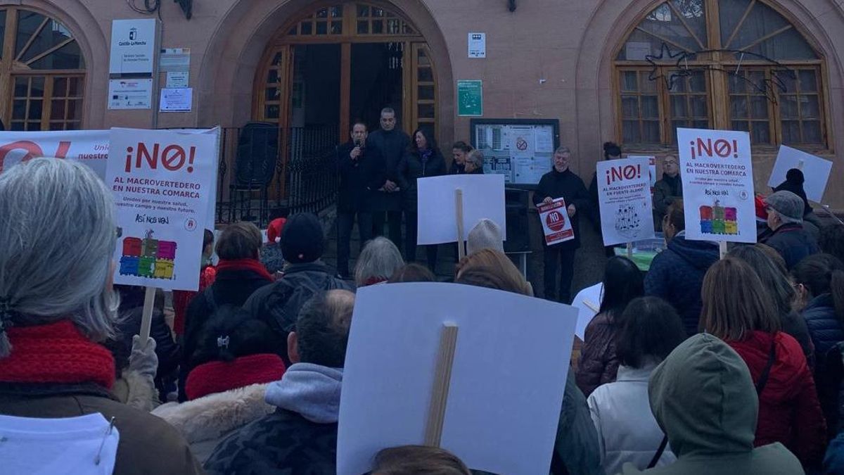 CCOO también rechaza la puesta en marcha de un macrovertedero en el pueblo albaceteño de Fuente-Álamo