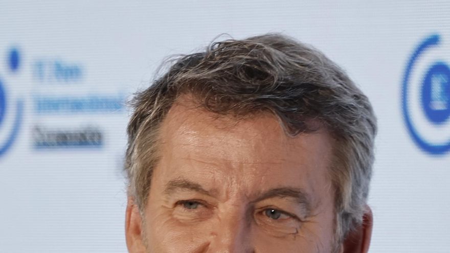 Feijóo aprieta a Sánchez: el congreso, la protesta y la sombra de la moción de censura