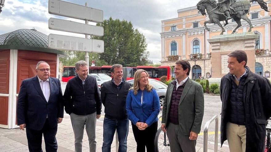 Los contactos de PP y Vox para las alcaldías avanzan más en Burgos que en Valladolid