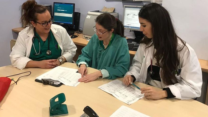 El lento descenso de la incidencia de la COVID en Andalucía obliga a la Junta a posponer la relajación de las restricciones