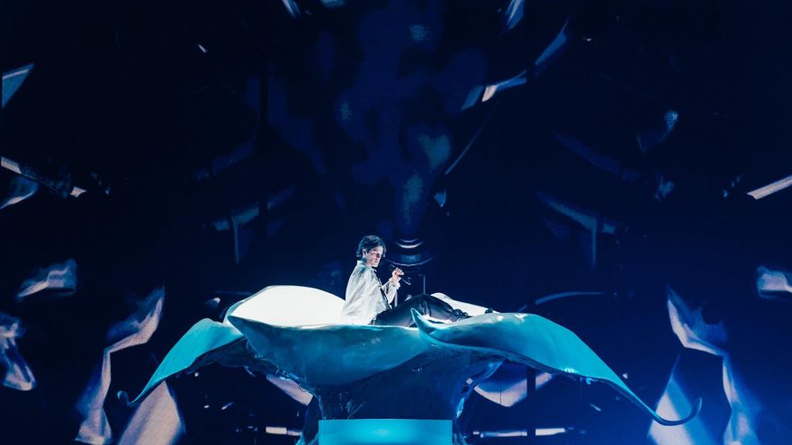 Luke Black (Serbia) en su primer ensayo en Eurovisión 2023