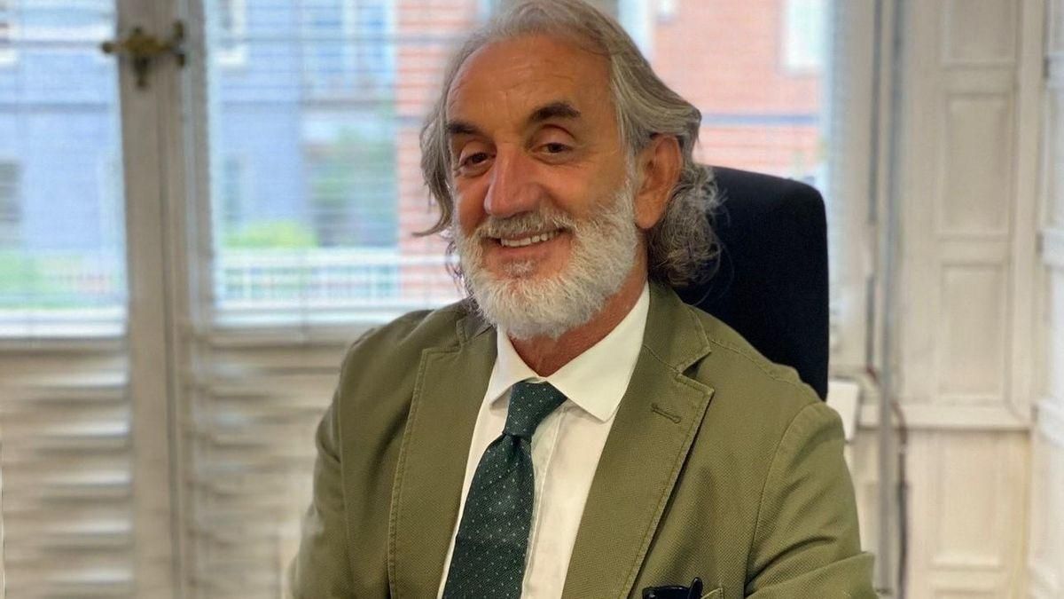 El abogado Francisco Miranda ejerce la defensa del ex gestor cultural Natalio Grueso.