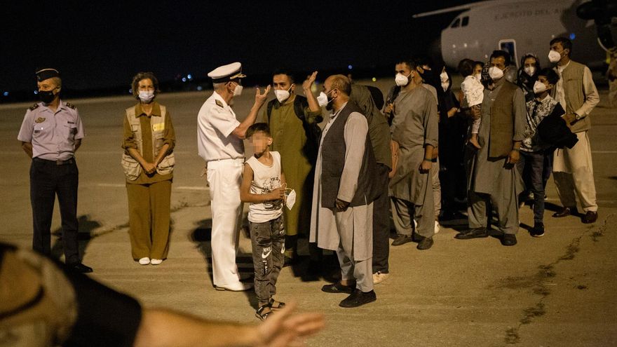 IU y Podemos piden al alcalde que ofrezca a Córdoba como ciudad acogedora para refugiados afganos