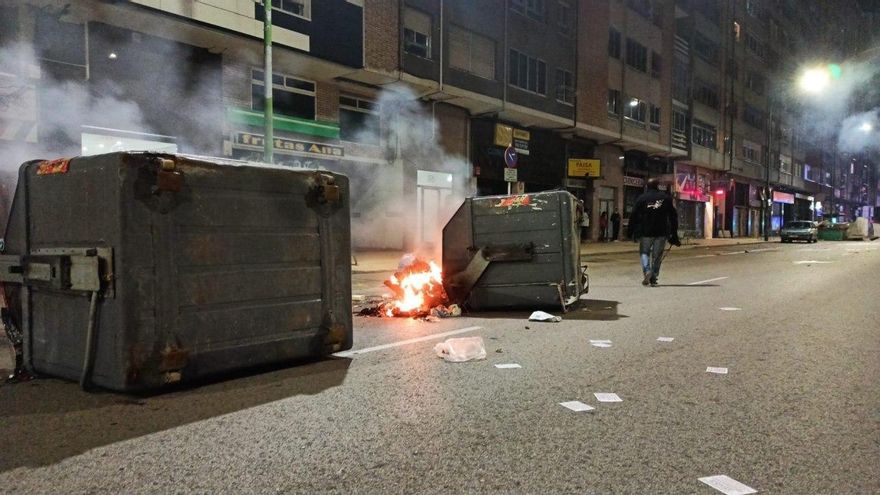 Disturbios en el barrio de Gamonal de Burgos contra las restricciones por la pandemia