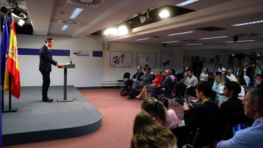 Sánchez elogia la colaboración marroquí ante el asalto a la valla de Melilla