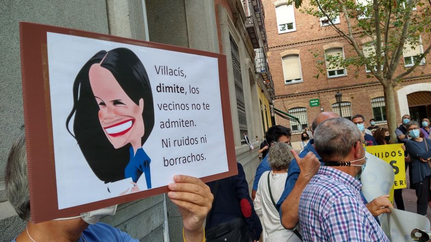 La indignación por el ruido de las terrazas sube de volumen en Chamberí: vecinos piden la dimisión de Villacis