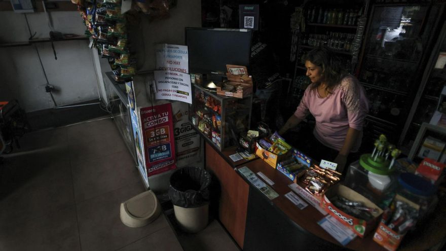 A días de las elecciones, la crisis energética de Ecuador sigue sin soluciones a la vista