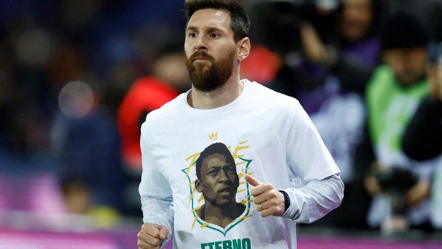 Messi homenajeó a Pelé en la previa del partido de PSG ante Angers