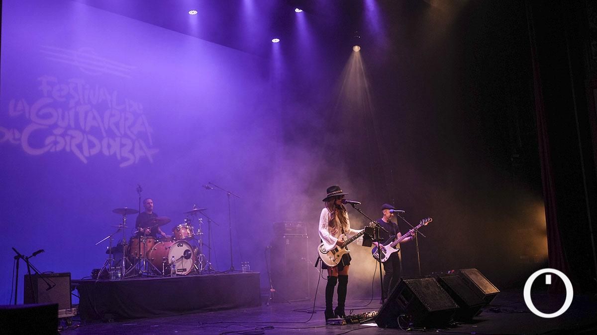 El concierto de Orianthi en el Festival de la Guitarra, en imágenes