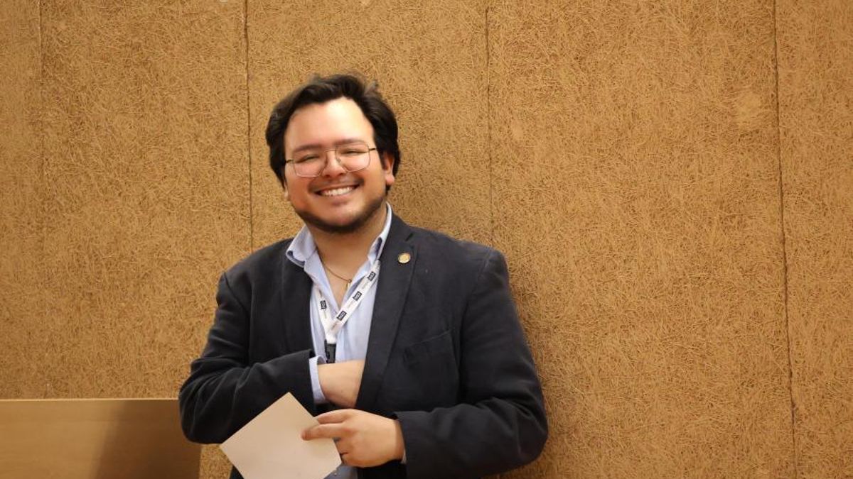 Alejandro Vega.