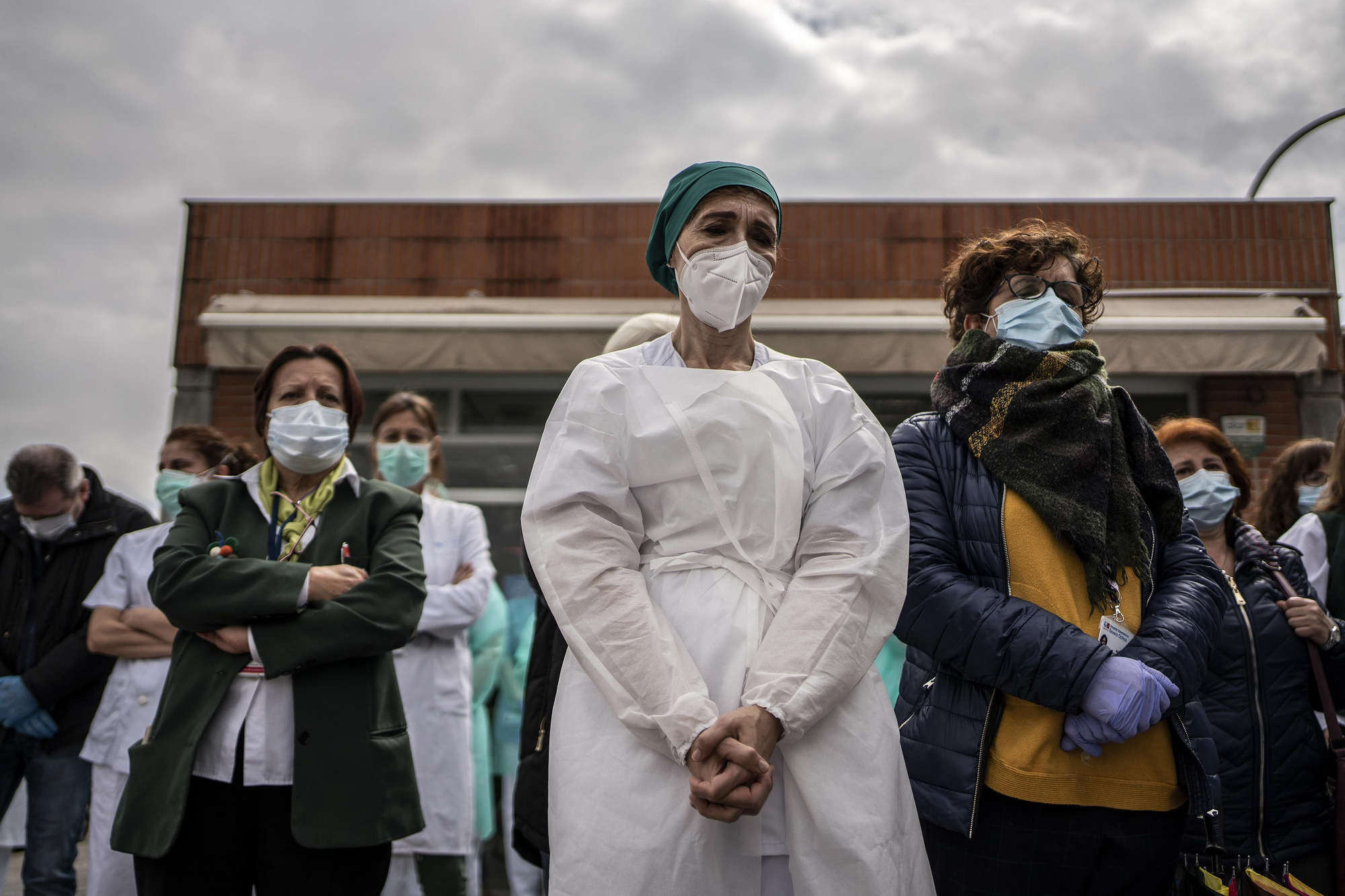 Acto homenaje a Esteban, el enfermero fallecido con coronavirus del Hospital Severo Ochoa