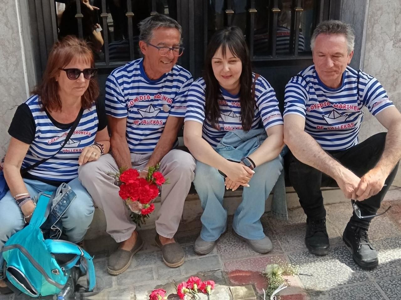 Vallecanos de la Cofradía Marineras de Vallekas