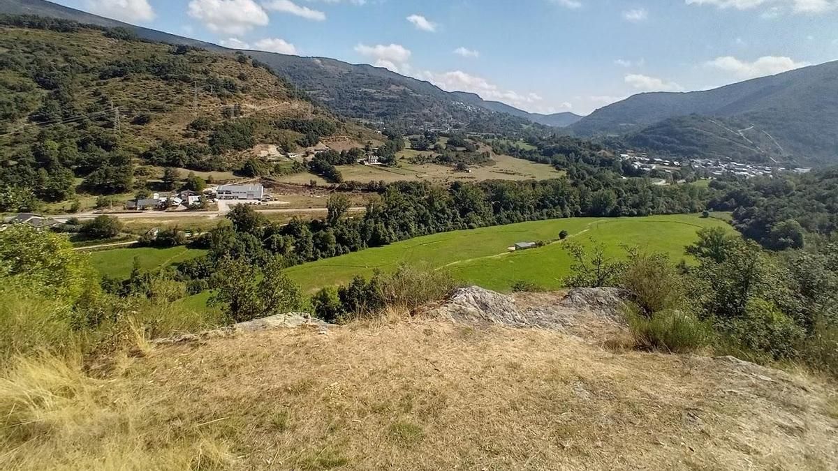 La Zamora, un castro singular, para la ruta de este sábado en el programa de turismo Descubre Tsaciana