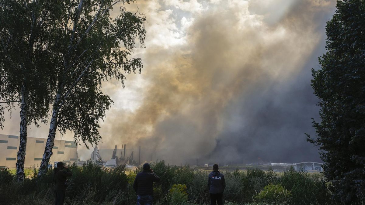 Al menos 27 muertos y 42 heridos tras un ataque de Rusia contra un almacén cerca de Kiev