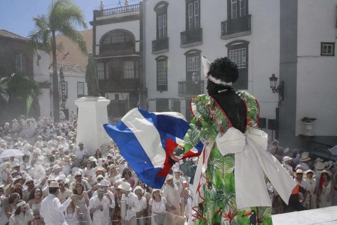 La Negra Tomasa en la Plaza de España, rebautizada este lunes como plaza de La Habana.