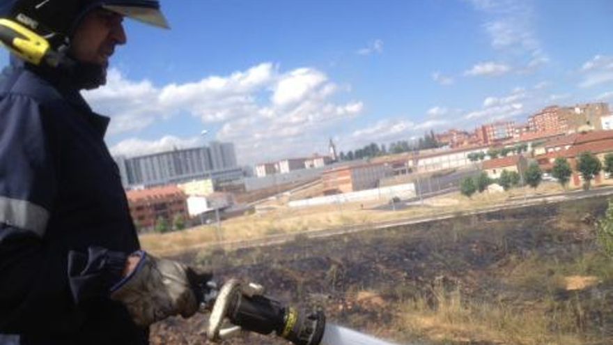 Luis Canal / Bomberos León