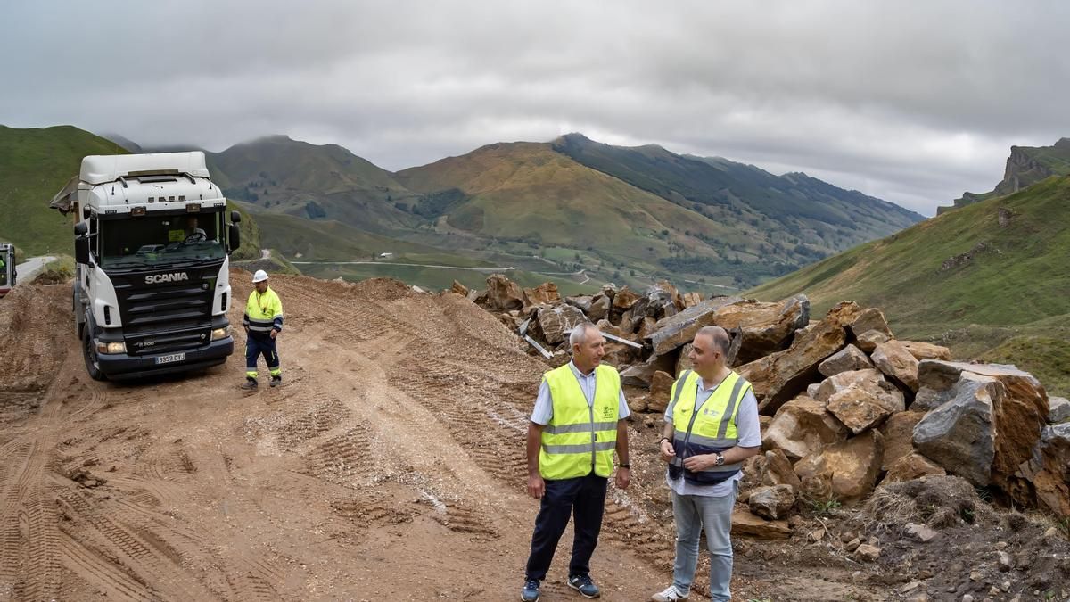 El Gobierno prevé ejecutar este año el 80% de las obras de la carretera de Lunada donde fallecieron cuatro jóvenes