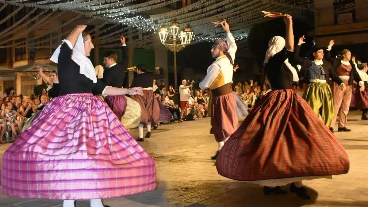 México, Sudáfrica e Islas Baleares protagonizan este fin de semana el Festival Folklórico 'Ciudad del Vino'