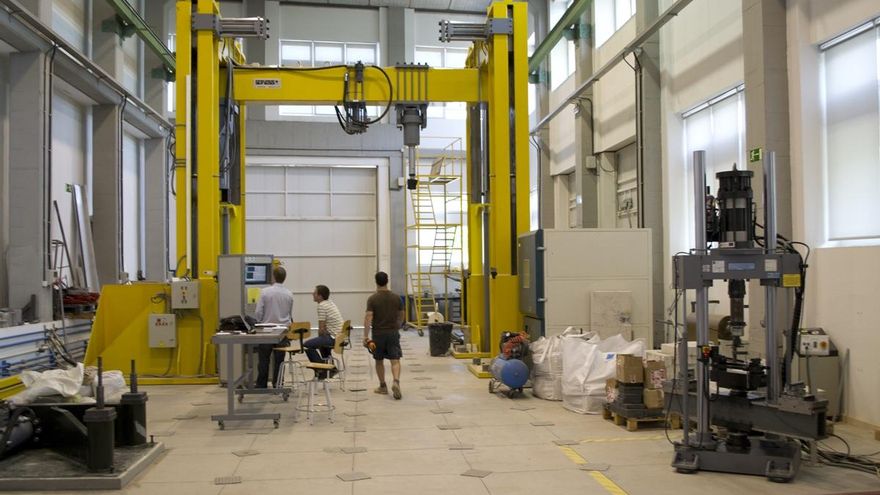 Clase de uno de los másteres de la UCLM