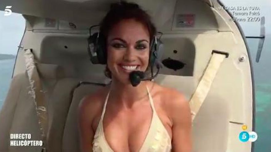 Lara Álvarez en el helicóptero de Supervivientes