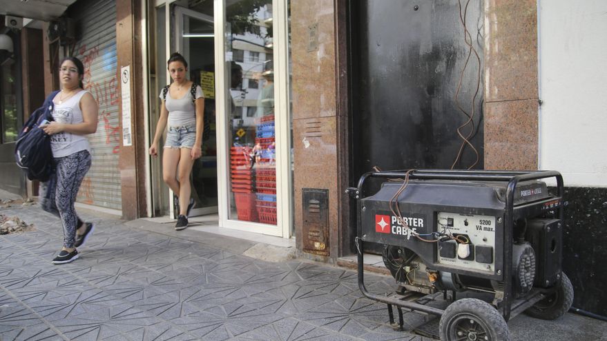 Más de 133.000 usuarios del AMBA sin luz por los cortes de suministro