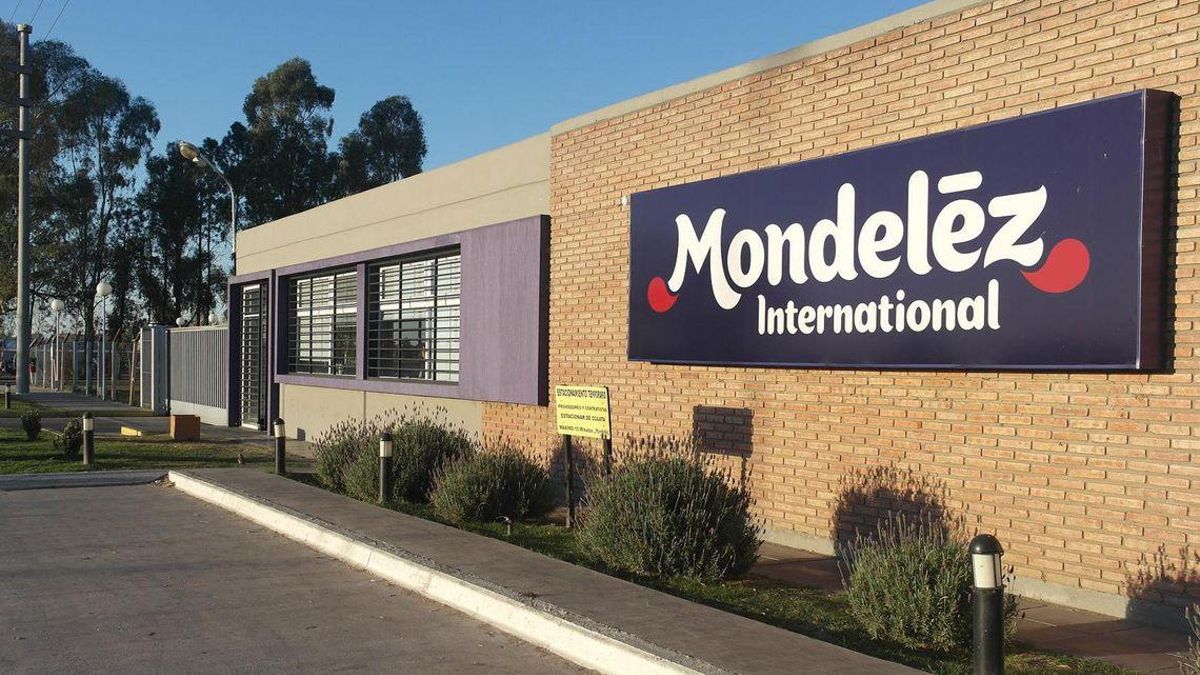 Mondelez frena la producción en Pacheco por caída en las ventas y "sobrestock": da vacaciones a más de 2.300 trabajadores