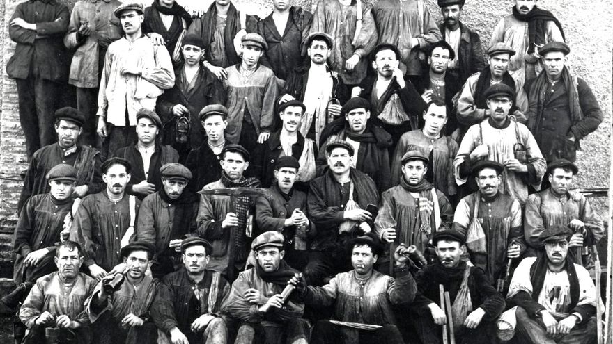 Grupo de campesinos toledanos durante la huelga de 1934 (Fondo Rodríguez, AHP Toledo)