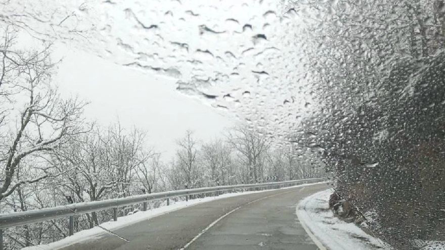 Aviso de peligro por lluvia y granizo este lunes y martes en Extremadura