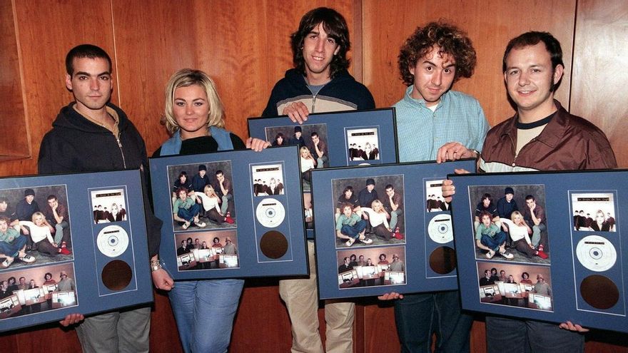 El secreto del debut de La Oreja de Van Gogh: su primer disco se grabó con otros músicos porque ellos “no tocaban bien”