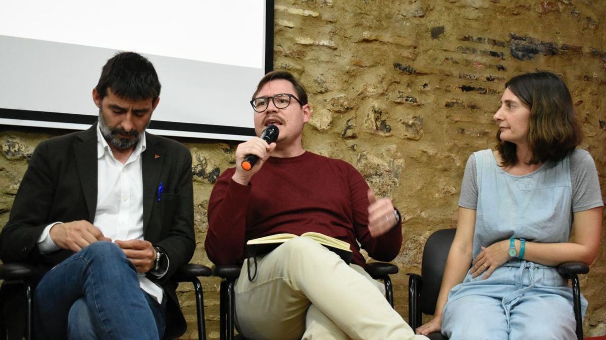 Pedro Mellado en un acto de las primarias de IU