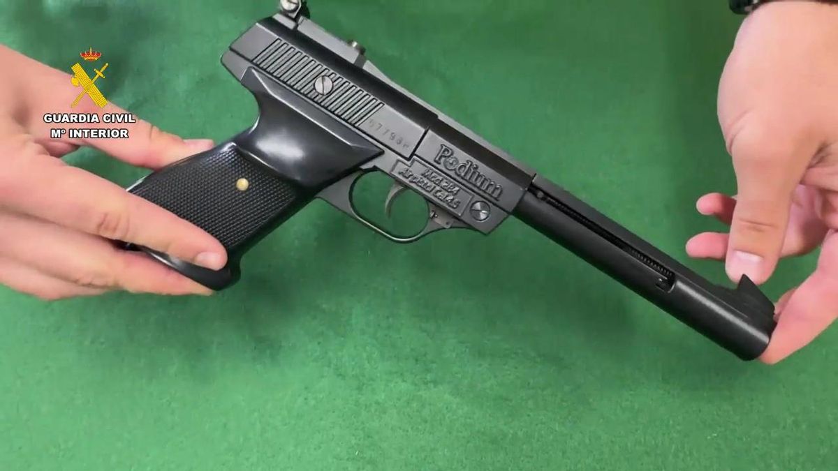 Pistola de aire comprimido pillada por la Guardia Civil