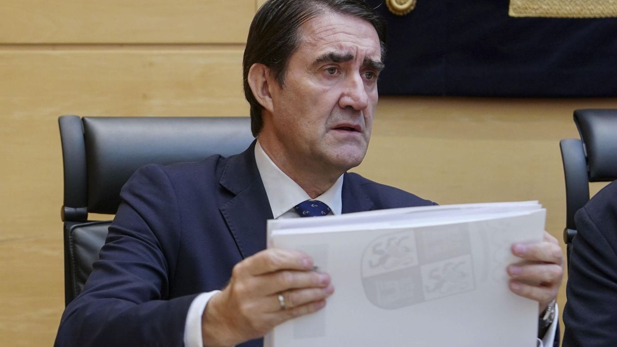La oposición pide la dimisión de Quiñones en su comparecencia sobre presupuestos: “Es el Mazón de Castilla y León”