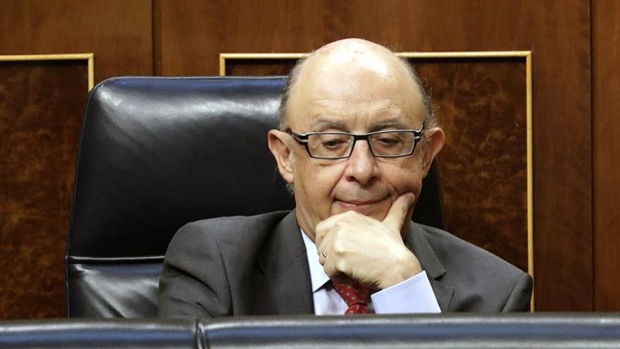 El Gobierno reparte 6.200 millones del FLA, un tercio para Cataluña