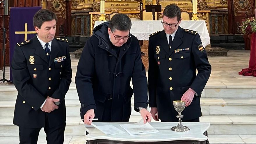 El cáliz fue reconocido por el párroco de la iglesia sevillana