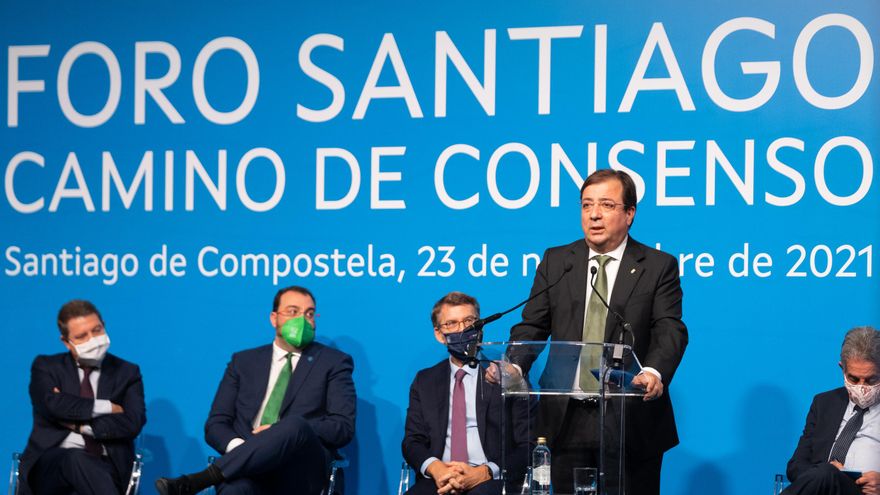 Vara advierte en Santiago que la despoblación se afronta con inmigración, empleo decente y viviendas dignas