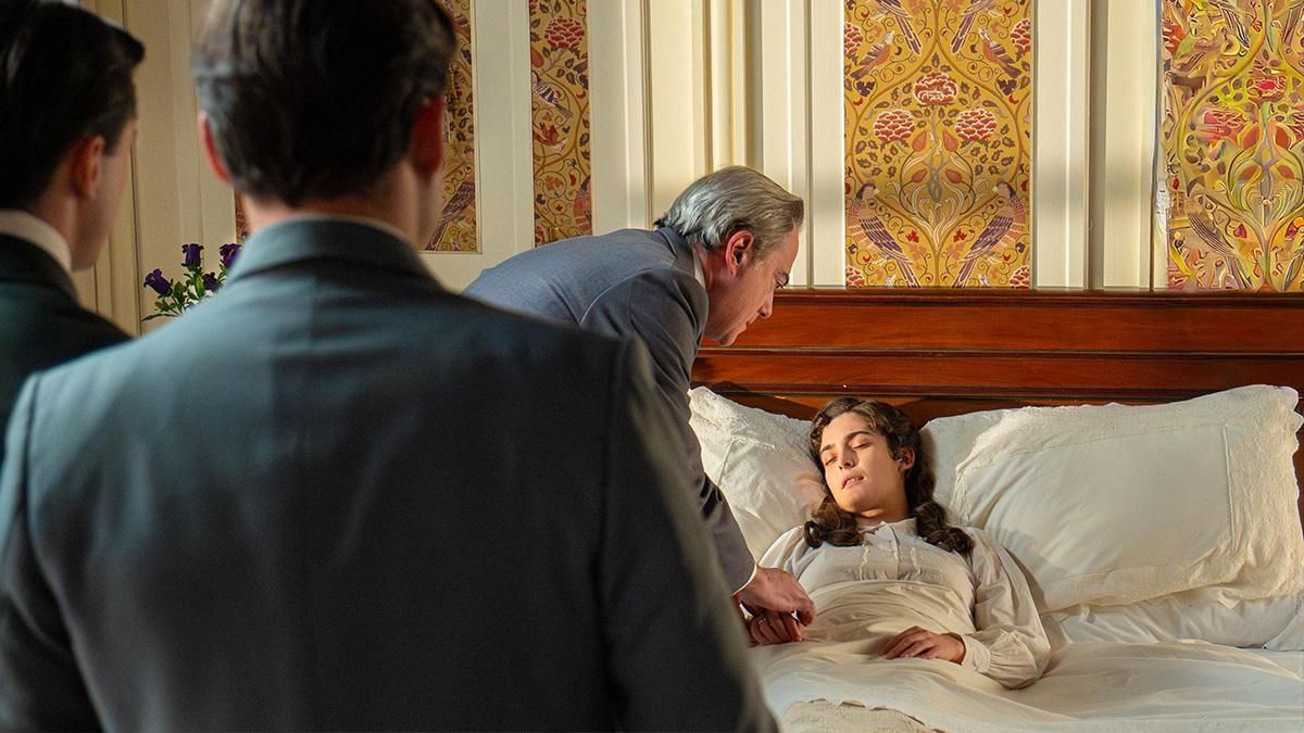 'La Promesa' avanza un esperado regreso y el posible despertar de Julieta en una semana con doble parón en RTVE