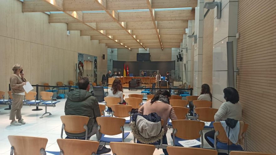 Imagen del juicio con tribunal de jurado por el homicidio de Asier Niebla