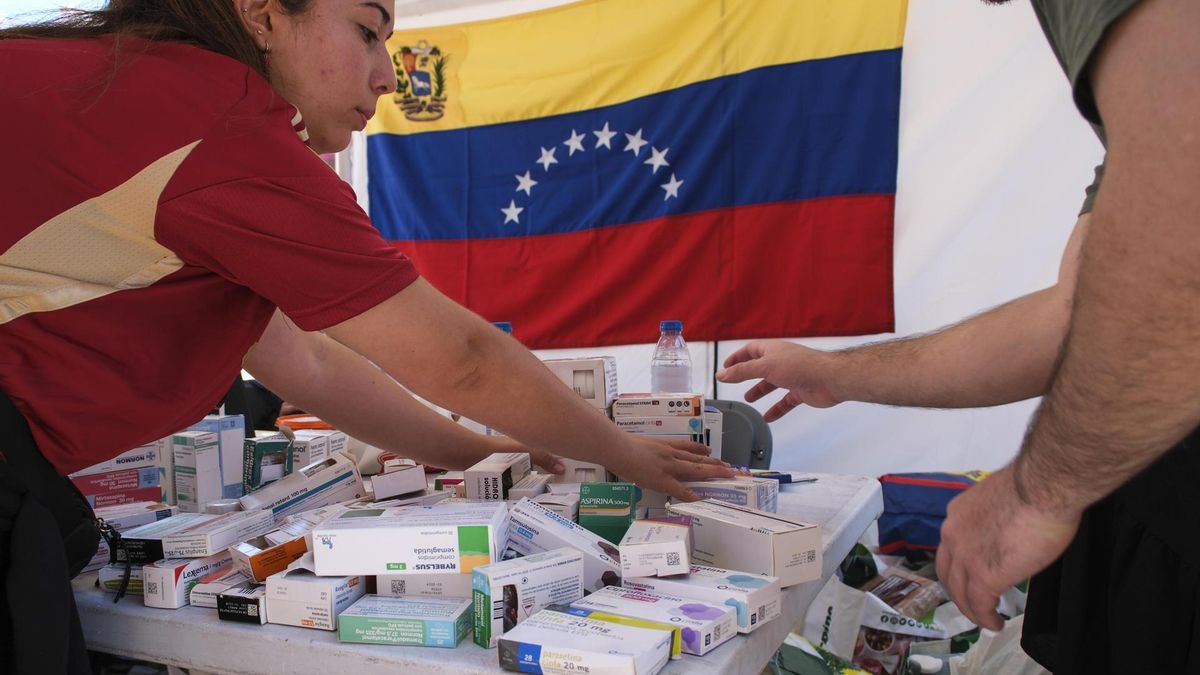 El Gobierno activa el fin de semana centros de atención médica en Venezuela para canarios afectados