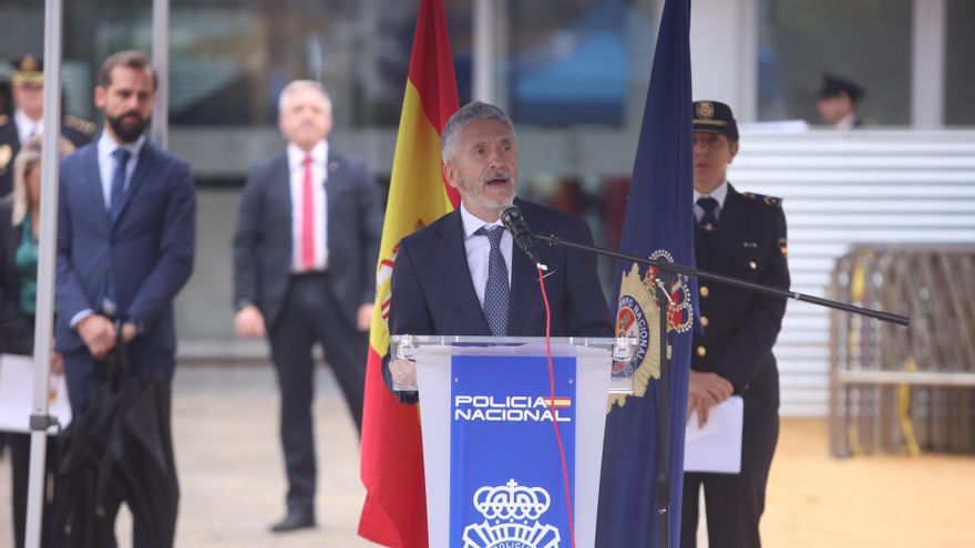 El ministro del Interior, Fernando Grande-Marlaska, preside la inauguración de la nueva comisaría de la Policía Nacional del Distrito Sur de Sevilla.