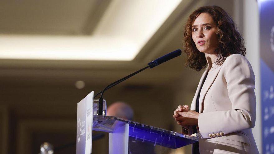 La presidenta madrileña, Isabel Díaz Ayuso, ha celebrado este lunes, en un desayuno informativo organizado por Nueva Economía Fórum el adelanto electoral anunciado este lunes por el presidente del Gobierno, Pedro Sánchez.