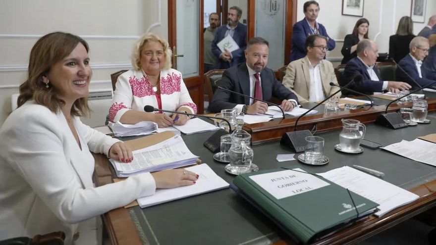 Rapapolvo del Sindic de Greuges al PP y a Vox por borrar a las mujeres de los objetivos de empleo de València Activa