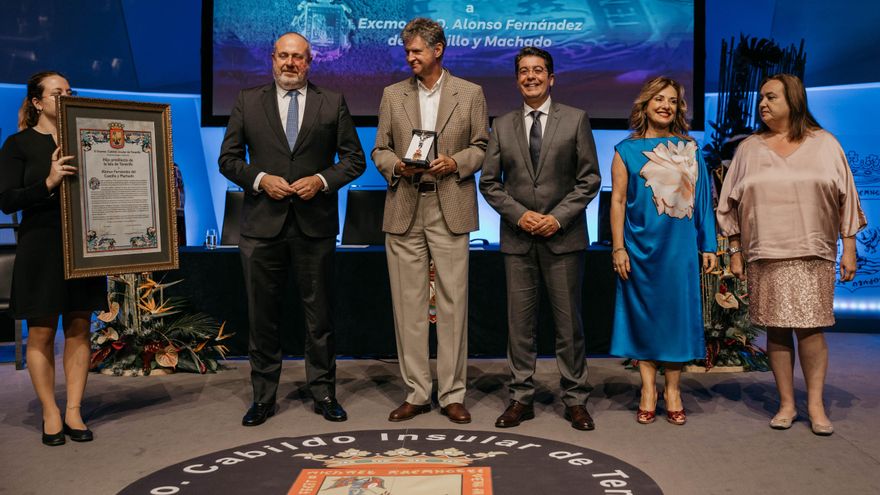 La ceremonia contó con la participación del presidente del Cabildo de Tenerife en funciones, Pedro Martín