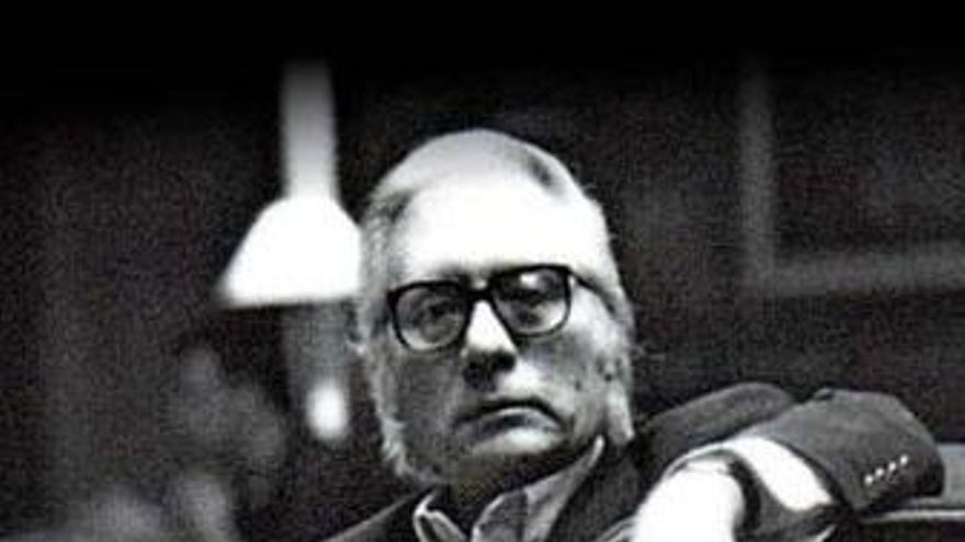 Se presenta una biografía de Francisco Umbral en forma de novela gráfica