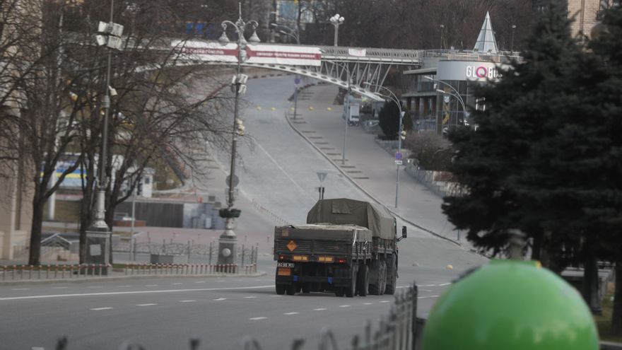 Zelenski niega capitulación y que haya ordenado al Ejército deponer las armas