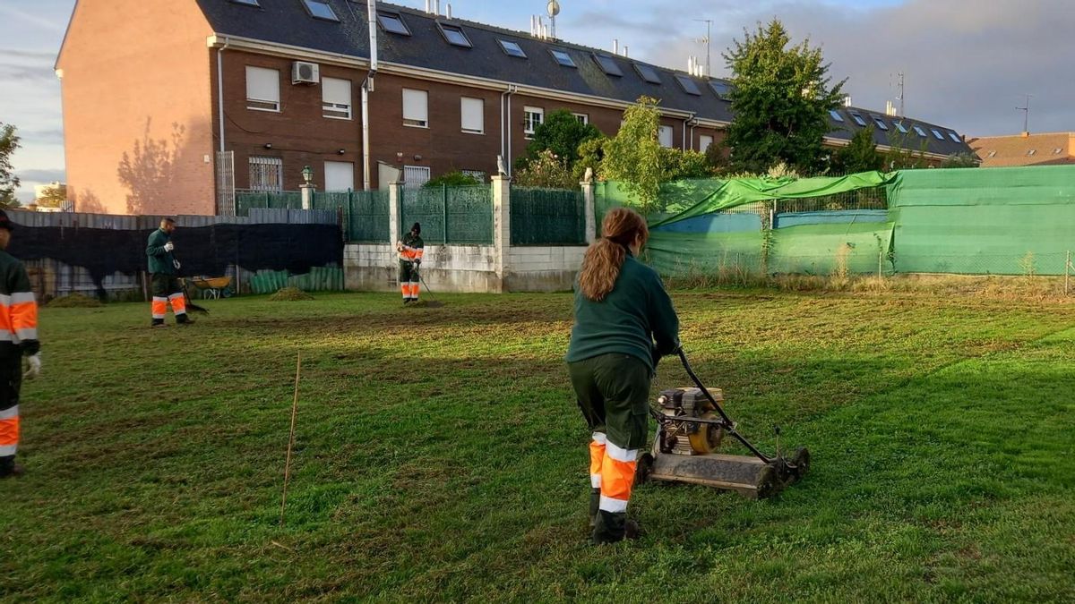 Empleados para un ayuntamiento de la provincia de León, imagen de archivo.