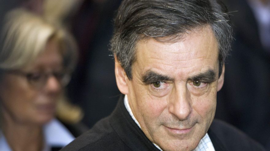 Copé se proclama vencedor en la UMP, pero Fillon dice que él va por delante