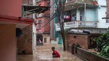 Al menos 18 muertos y 900.000 afectados por lluvias en Nepal y noreste indio